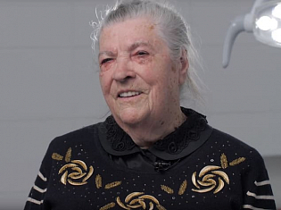Анна Михайловна: несъемный протез на имплантах в 90 лет